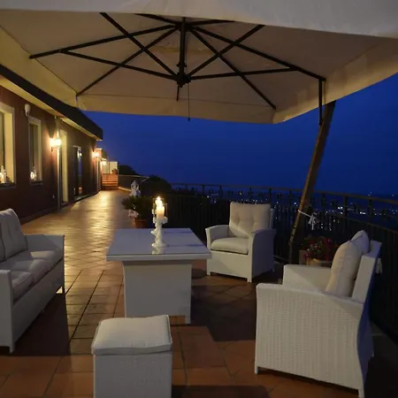 Villa Pace